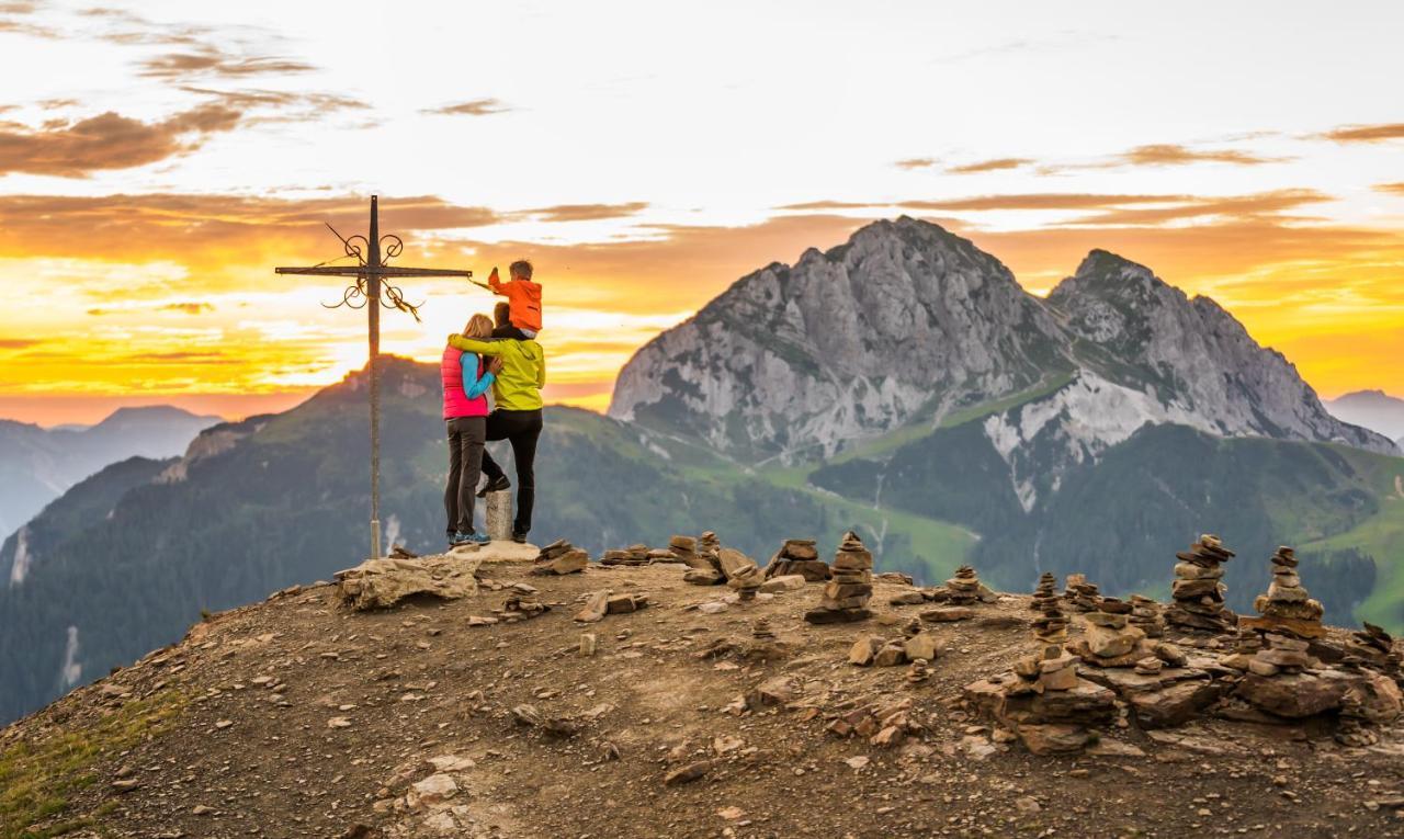 Nassfeld Fruehstueckspension Wulfenia Da Livio Exteriör bild